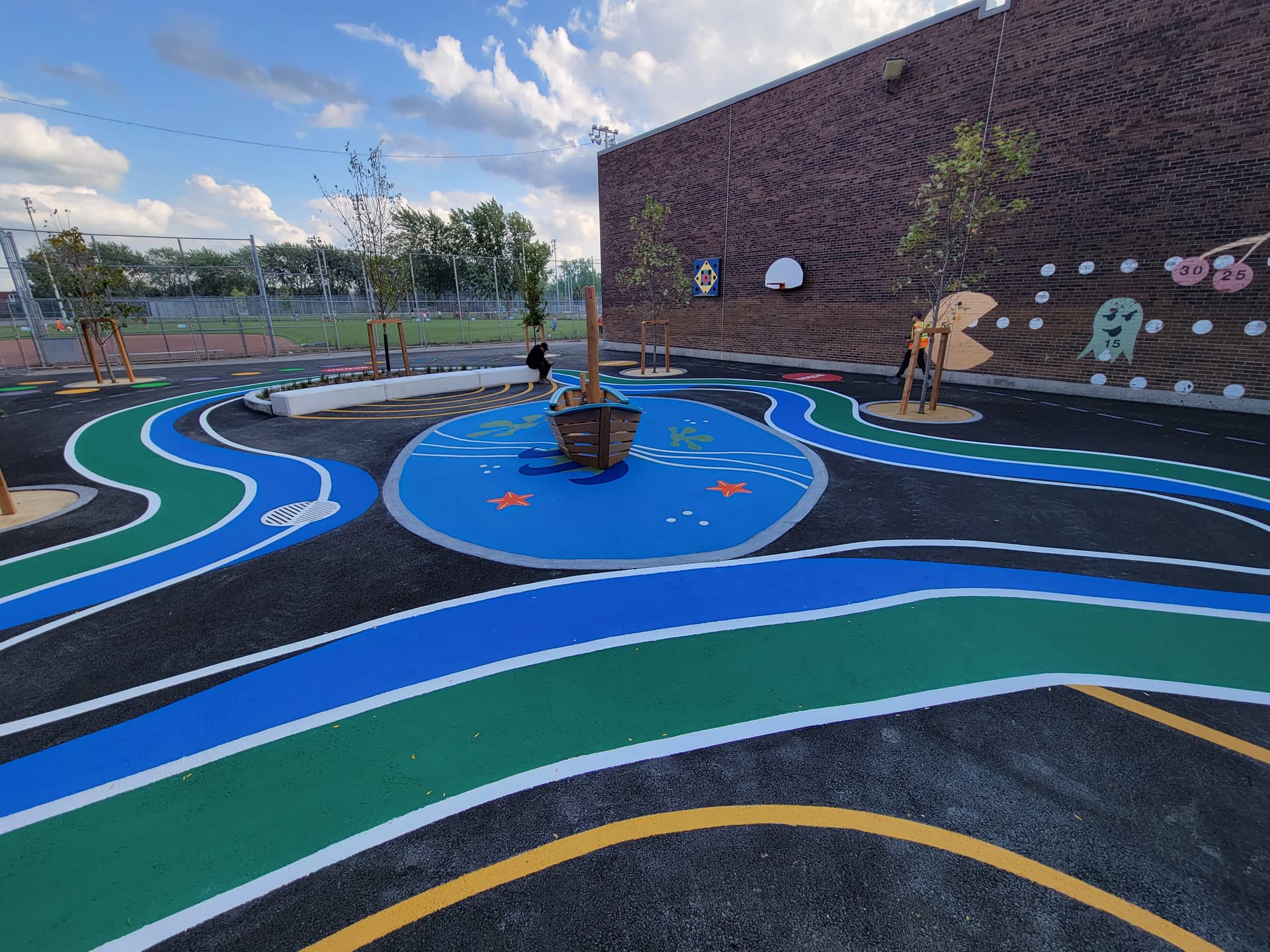 HUB Surface Systems playground surface graphics — play surfaces and schoolyard games at a park play zone