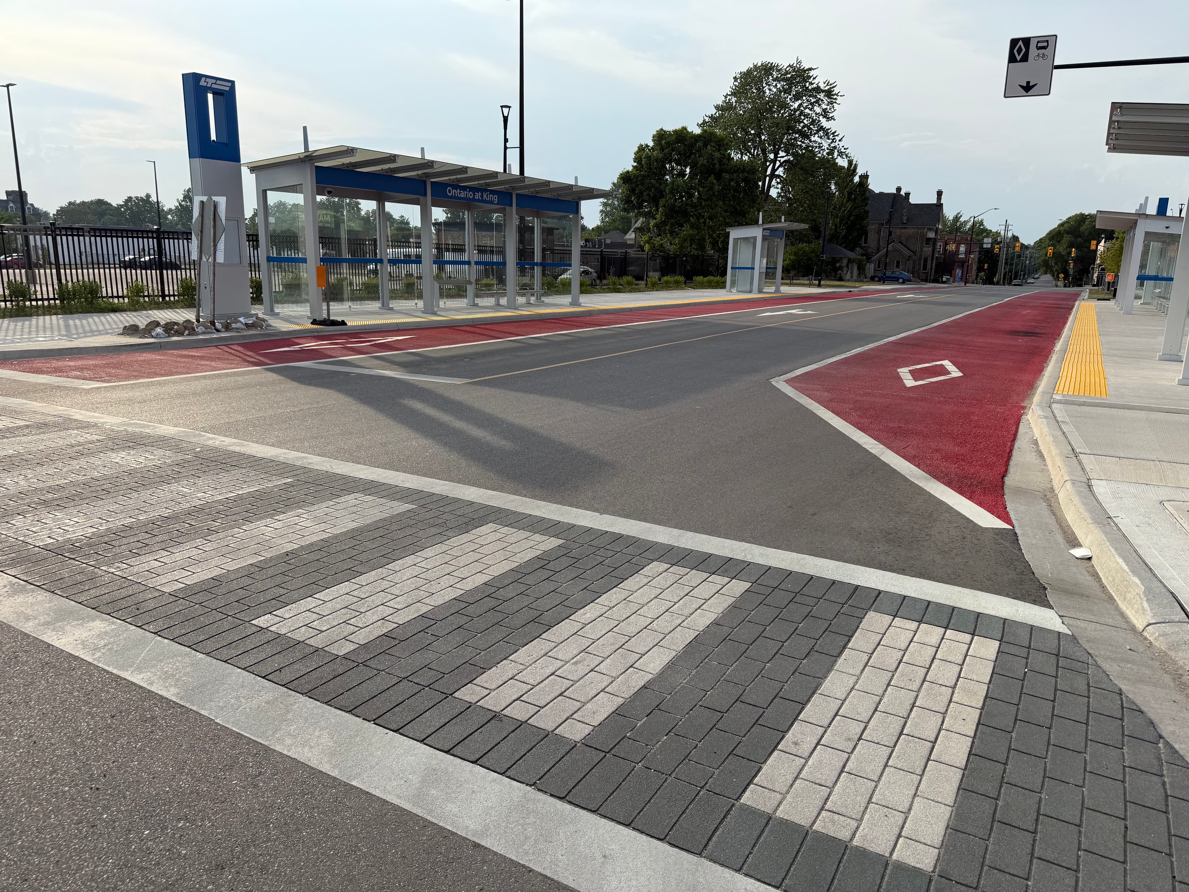 Bus Lanes surface systems by HUB — Canadian installation — installation photo 7