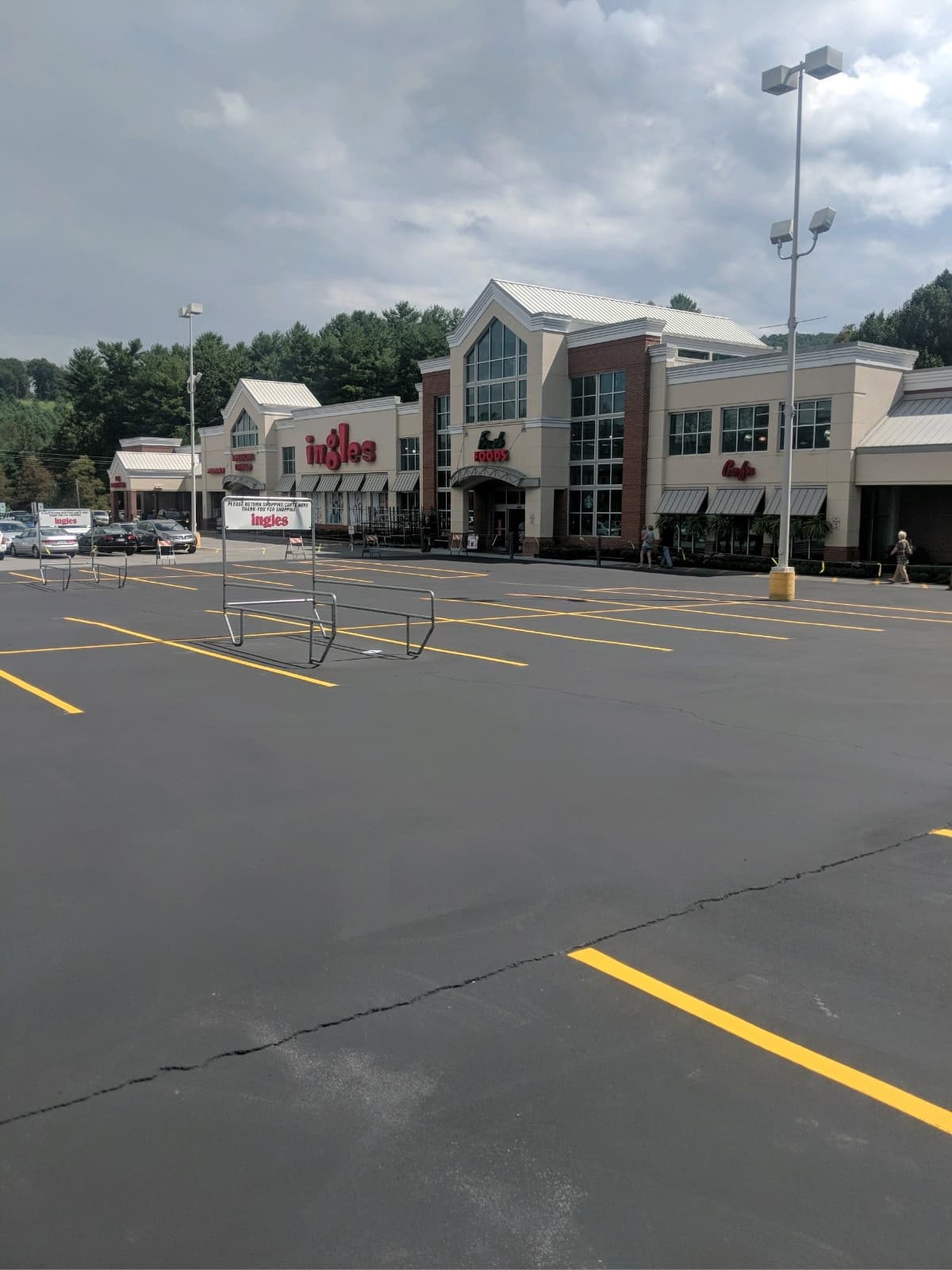 DuraShield decorative pavement by HUB Surface Systems — installation photo 4