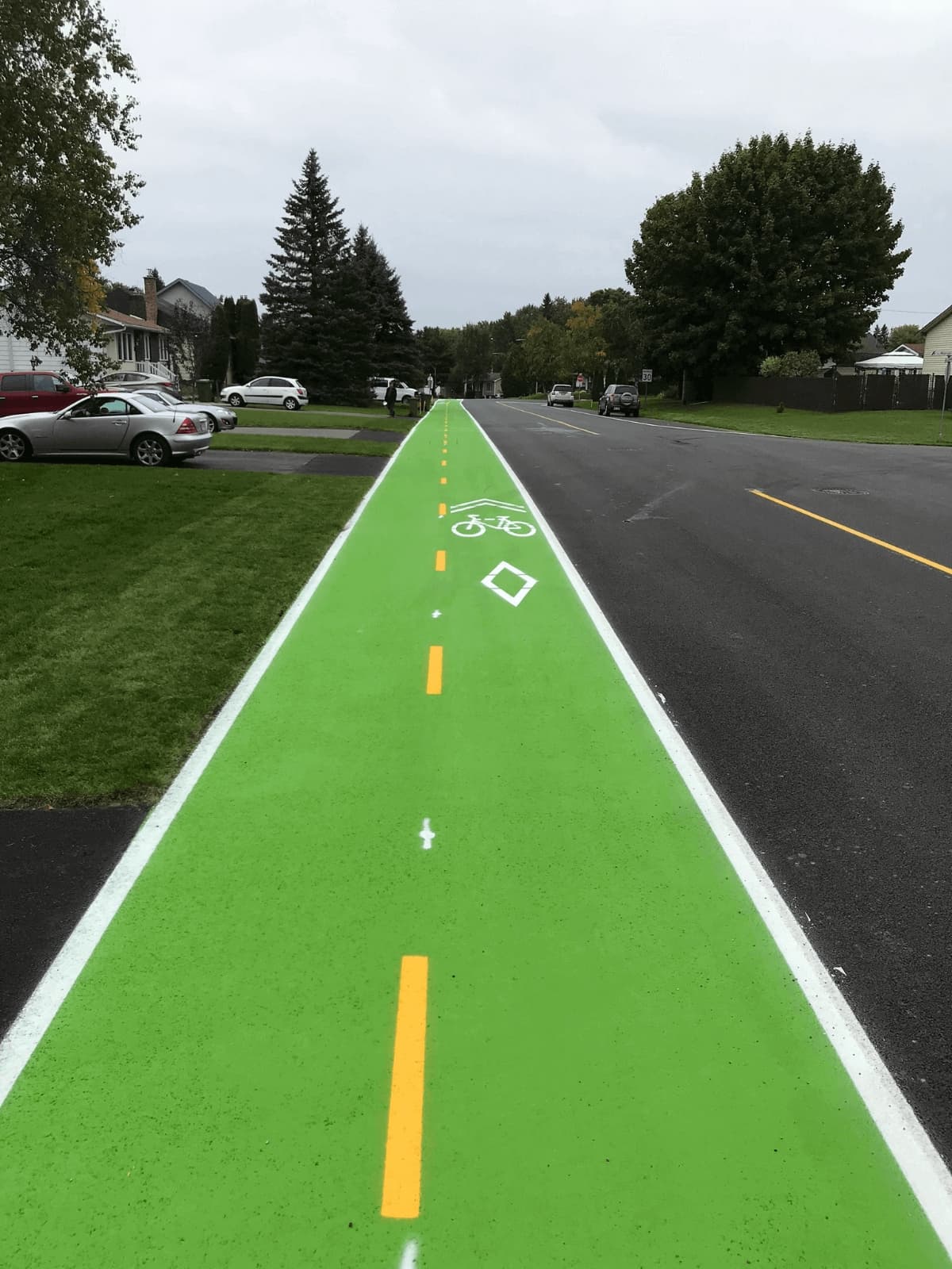 MMAX decorative pavement by HUB Surface Systems — installation photo 2