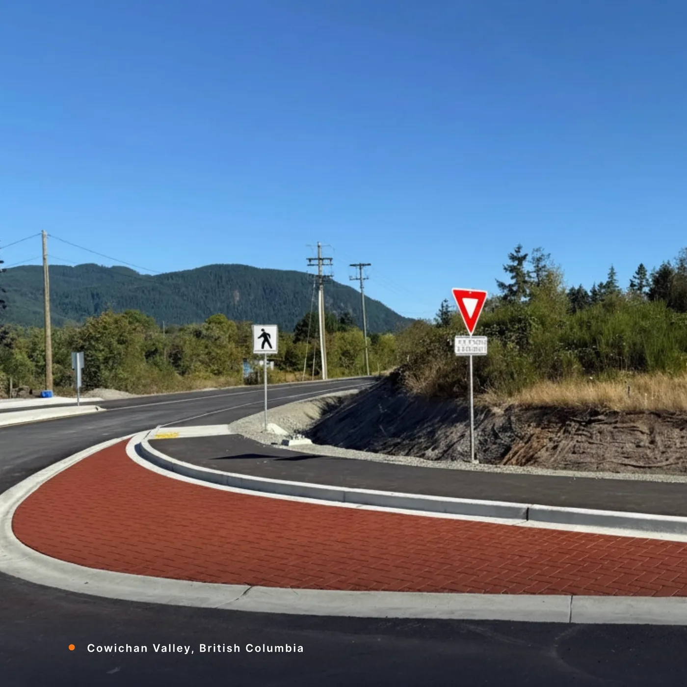 A StreetPrint roundabout apron in the Cowichan Valley, British Columbia